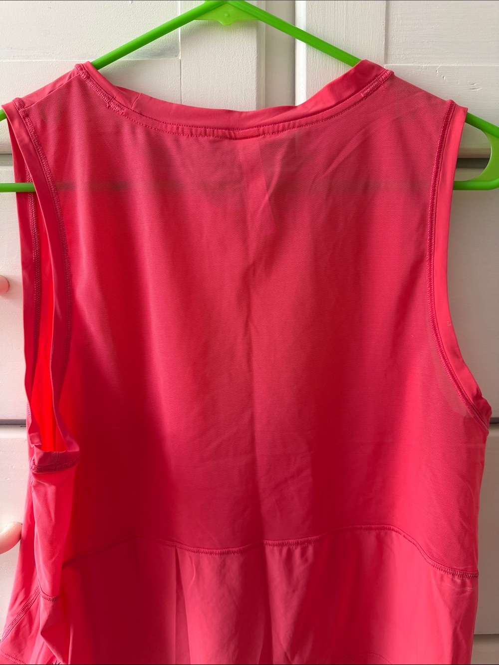 NWOT. Athleta Ultimate Muscle Tank Top - Picture 4 of 5